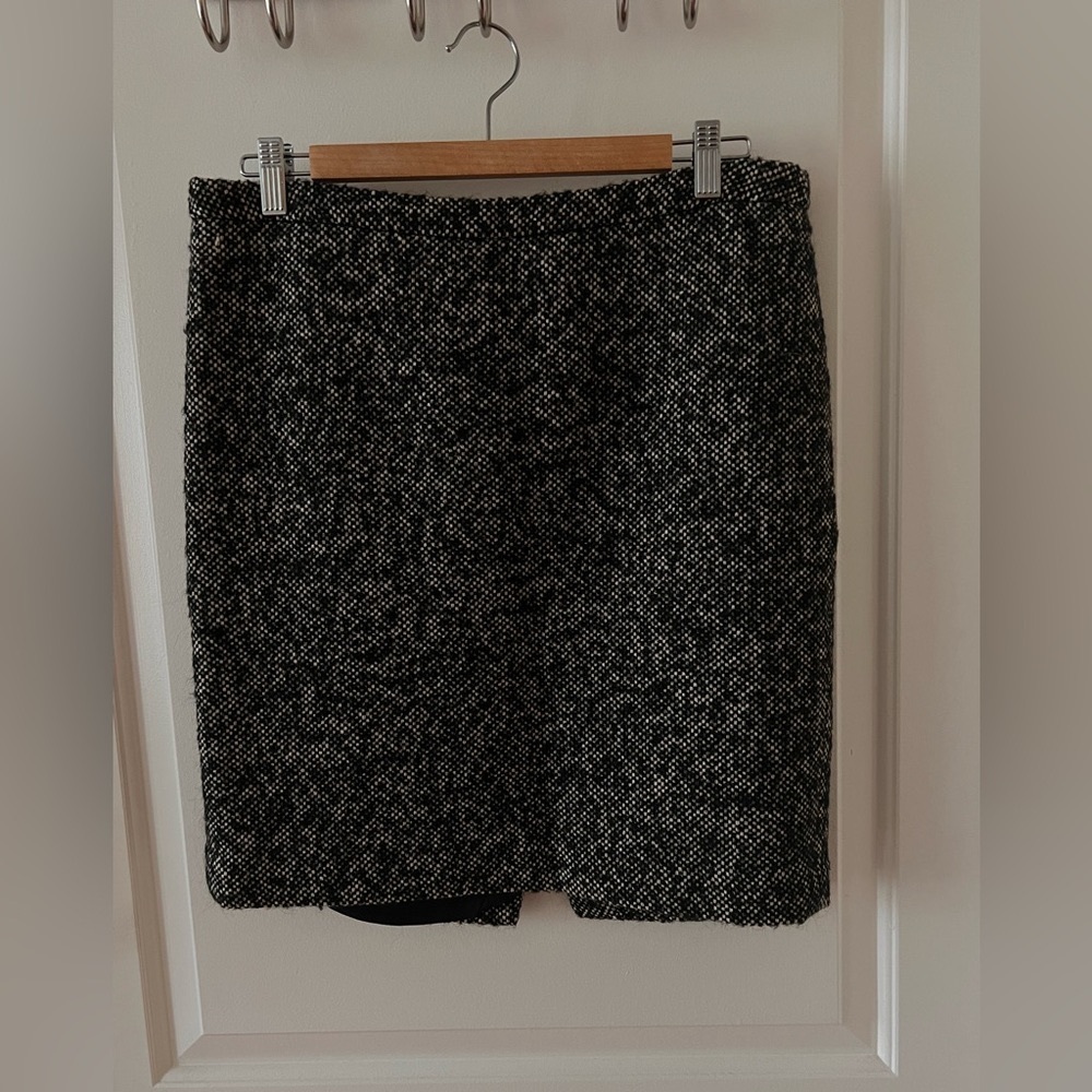 MICHAEL Michael Kors black wool skirt, Size 10